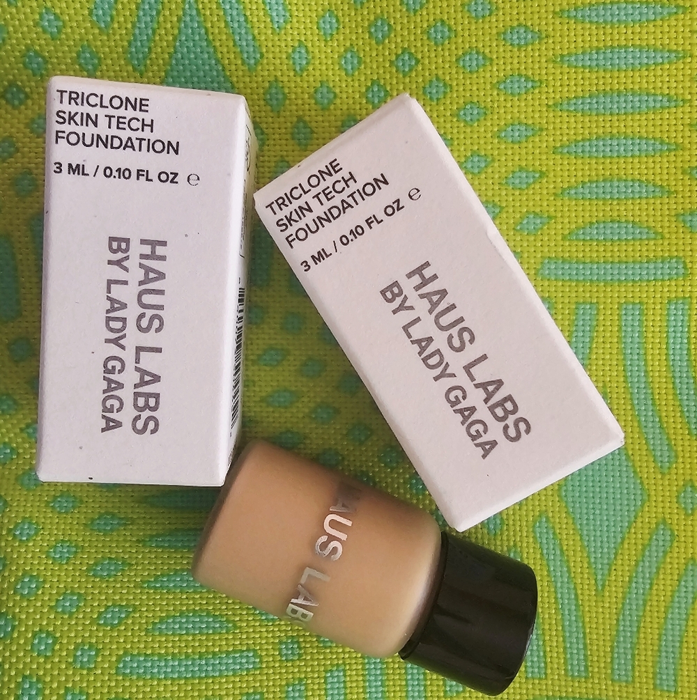 Haus Labs By Lady Gaga Triclone Skin Tech Foundation - Beige - Picture 2 of 11